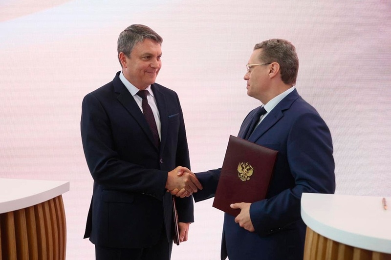 Георгий Филимонов: Вологодская область продолжит оказывать всестороннюю поддержку Луганской Народной Республике.