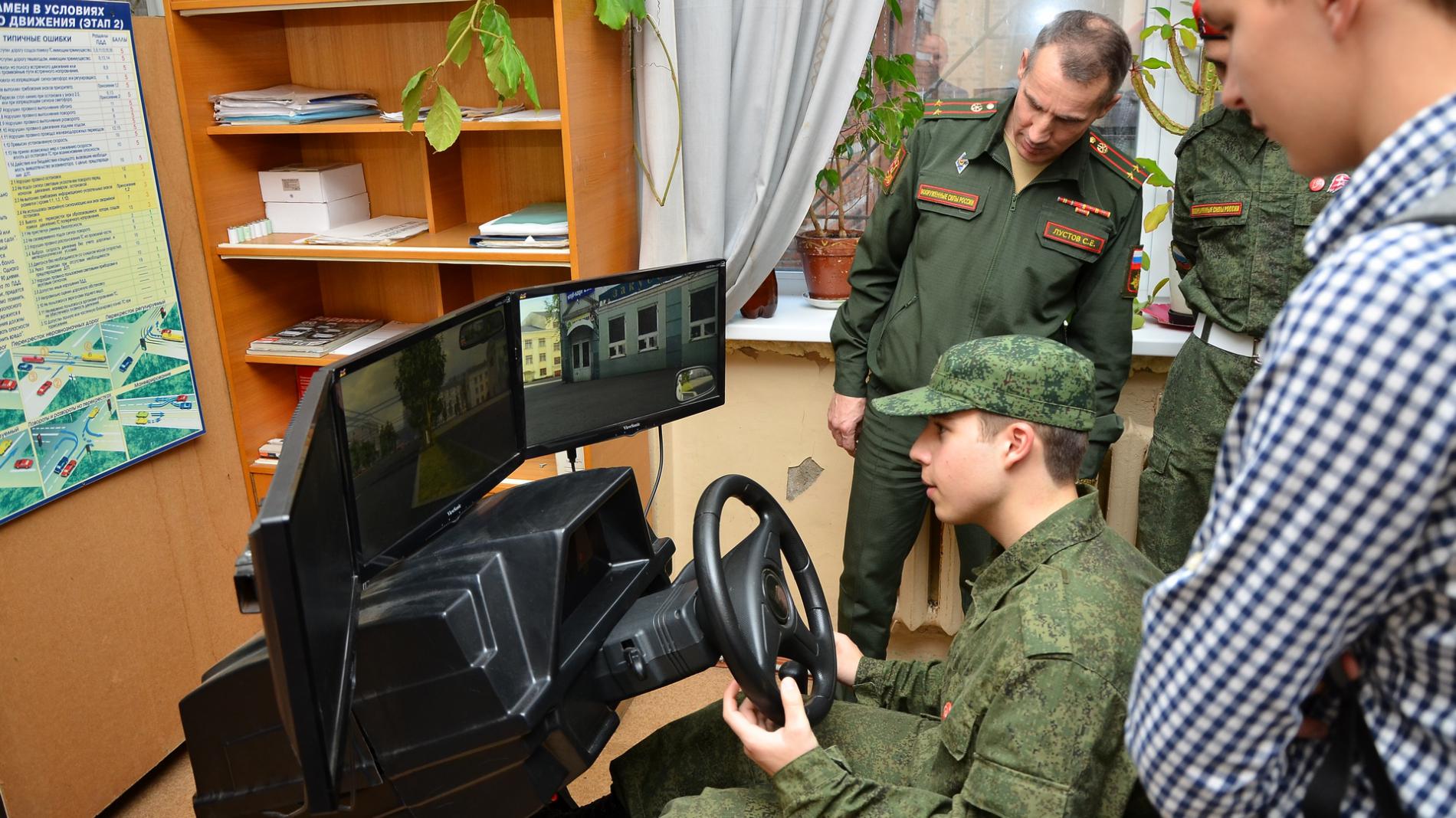 Вождение на военных грузовиках