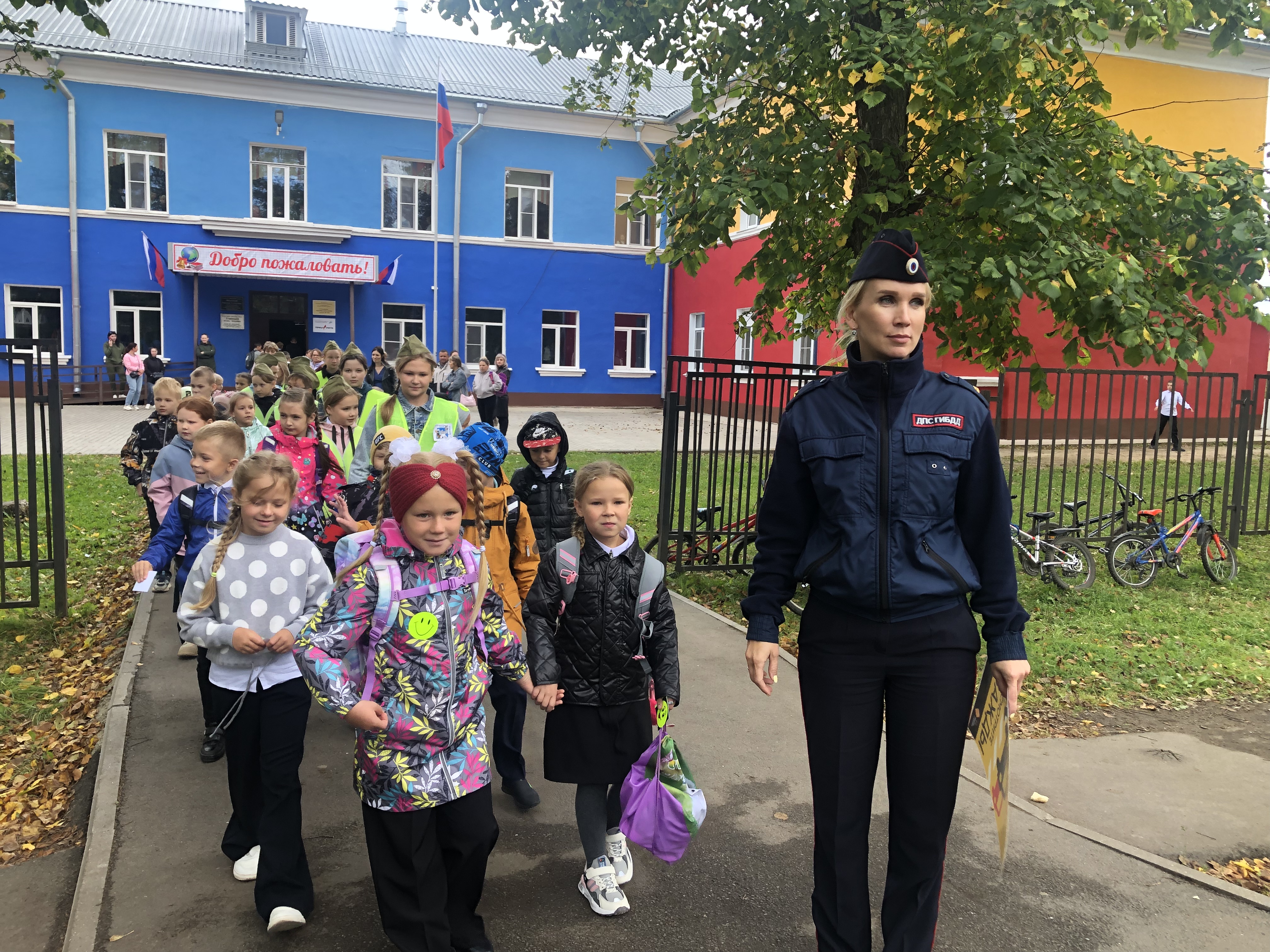 «Безопасная дорога в школу!» - под таким названием прошла акция в школе № 10 города Сокола 7 сентября.