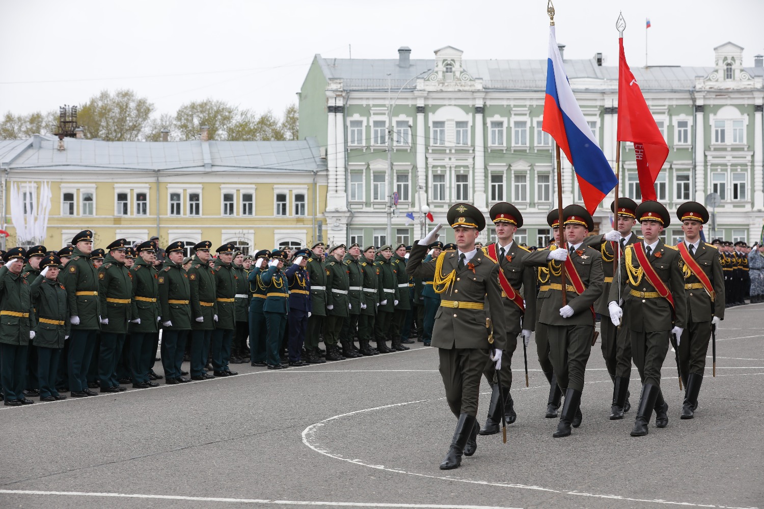 В Вологде прошел парад войск Вологодского гарнизона, посвященный 79-й годовщине Победы в Великой Отечественной войне.