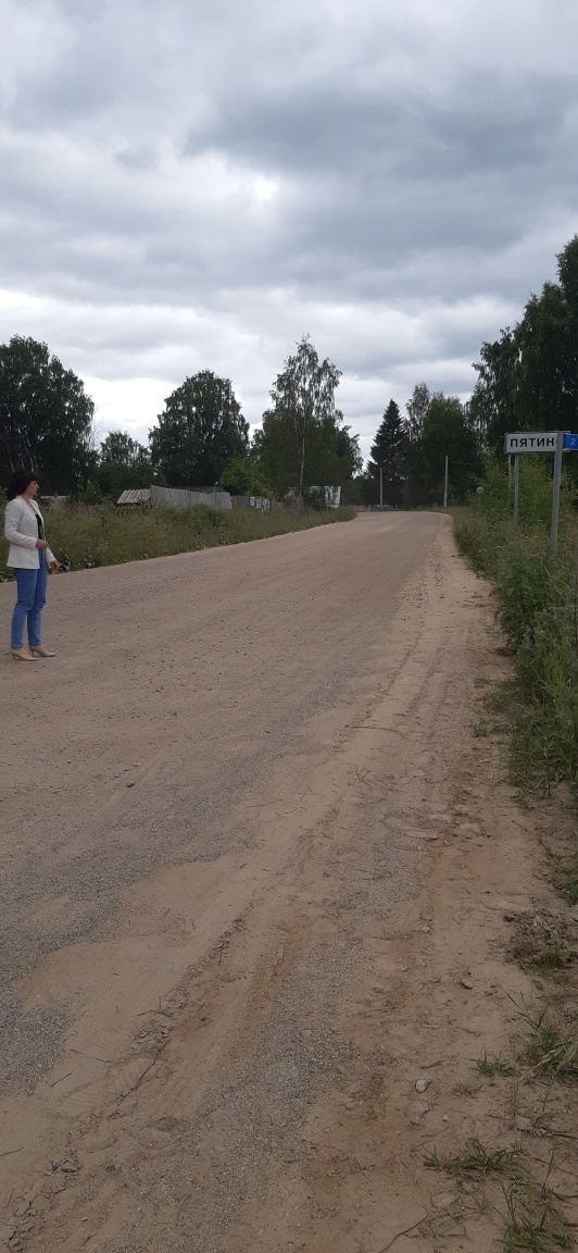 В рамках Государственного контракта по содержанию автомобильных дорог в текущем году предусмотрены мероприятия по восстановлению автодорог Сокольского округа.