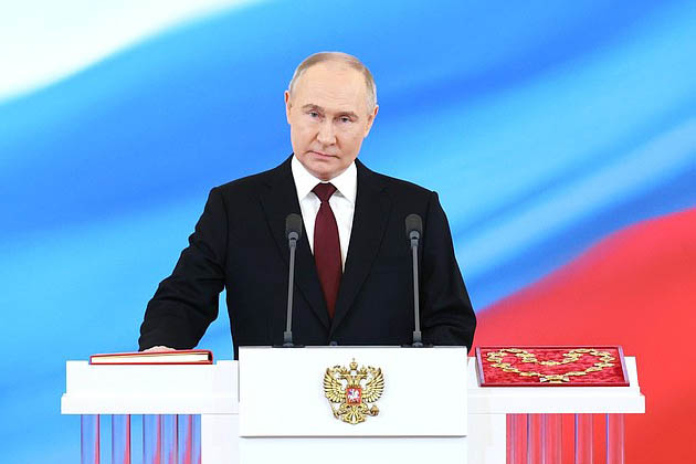 Георгий Филимонов: Инаугурация Президента подчеркивает сплочение нации, идущей только вперед. Георгий Филимонов: Инаугурация Президента подчеркивает сплочение нации, идущей только вперед.
