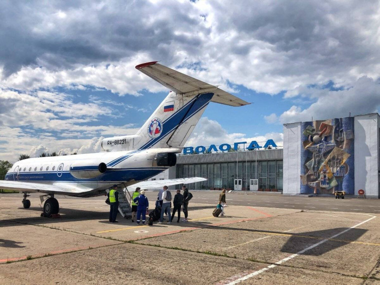 Дополнительные авиарейсы запустят из Вологды и обратно с 1 августа. Дополнительные авиарейсы запустят из Вологды и обратно с 1 августа.