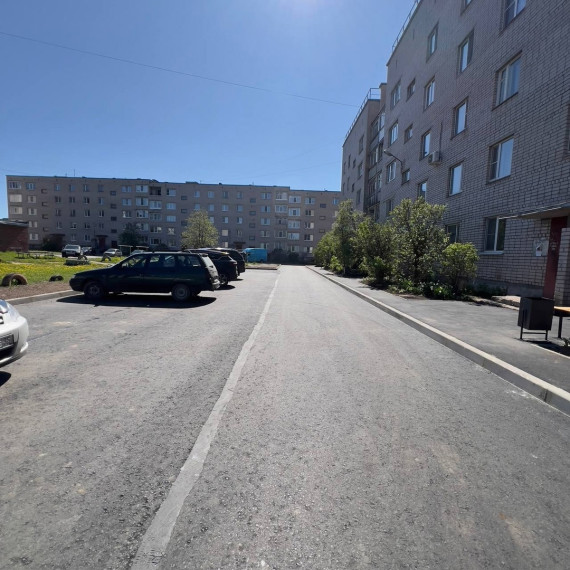 К началу осени на Вологодчине преобразились 144 двора и 36 общественных территорий. К началу осени на Вологодчине преобразились 144 двора и 36 общественных территорий.