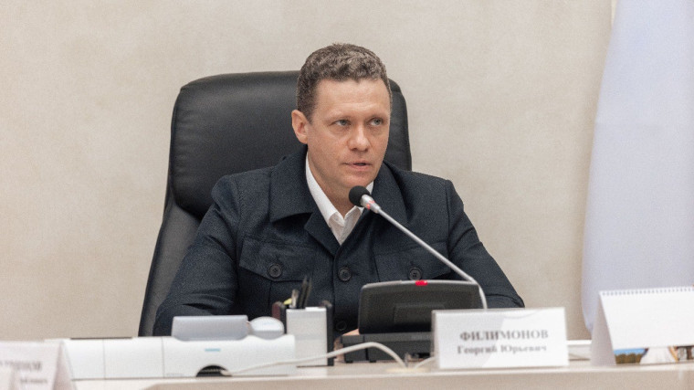 Георгий Филимонов представил Вячеславу Володину законодательную инициативу в сфере сельского хозяйства. Георгий Филимонов представил Вячеславу Володину законодательную инициативу в сфере сельского хозяйства.