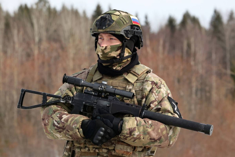 38 мер поддержки действует на Вологодчине для участников СВО и их семей. 38 мер поддержки действует на Вологодчине для участников СВО и их семей.
