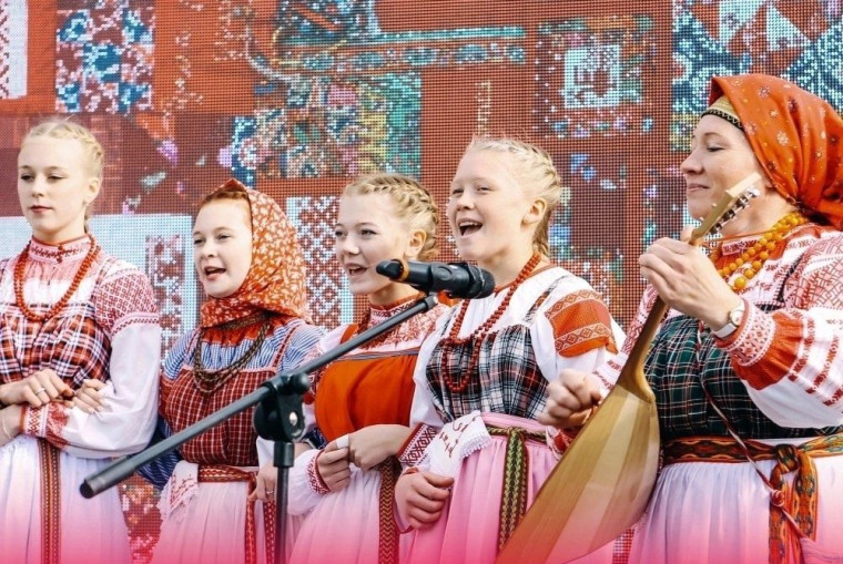 Областной молодежный фольклорный фестиваль «Таврида.Фолк» впервые пройдет на Вологодчине. Областной молодежный фольклорный фестиваль «Таврида.Фолк» впервые пройдет на Вологодчине.