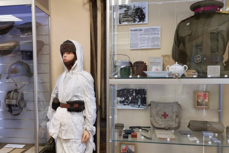 В Вологодской области открыли 30 школьных музеев, посвященных 80-летию Победы в Великой отечественной войне. В Вологодской области открыли 30 школьных музеев, посвященных 80-летию Победы в Великой отечественной войне.