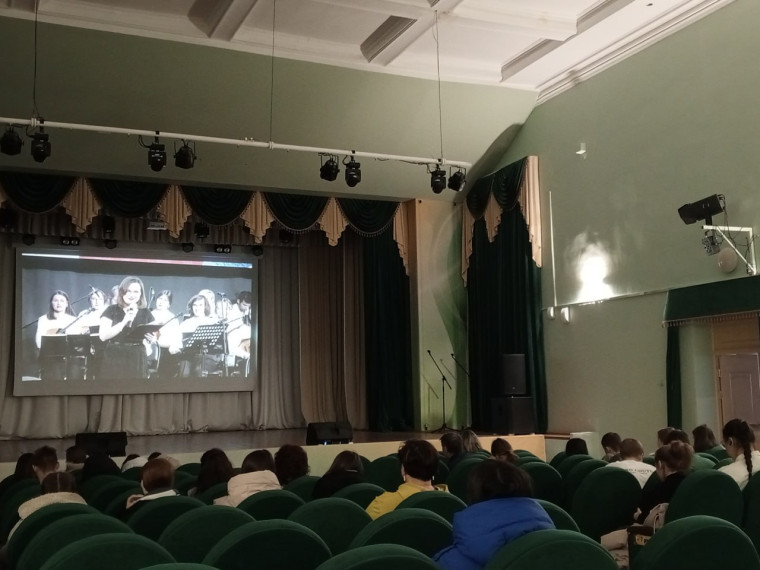 Виртуальный концертный зал Дворца культуры "Солдек" в Соколе пользуется большой популярностью у сокольчан. Виртуальный концертный зал Дворца культуры "Солдек" в Соколе пользуется большой популярностью у сокольчан.