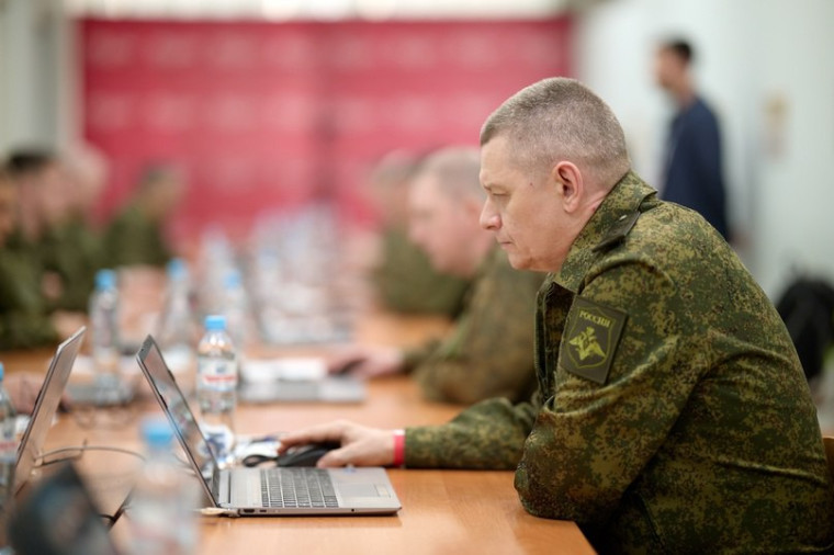В Вологодской области запустят проект наподобие программы «Время Героев» для бойцов СВО. В Вологодской области запустят проект наподобие программы «Время Героев» для бойцов СВО.