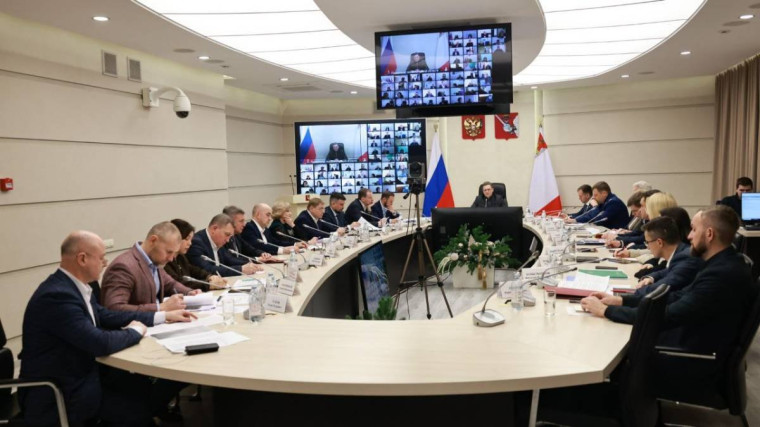 Георгий Филимонов встретился с руководством Федеральной антимонопольной службы по вопросу границ диапазонов потребления электроэнергии. Георгий Филимонов встретился с руководством Федеральной антимонопольной службы по вопросу границ диапазонов потребления электроэнергии.