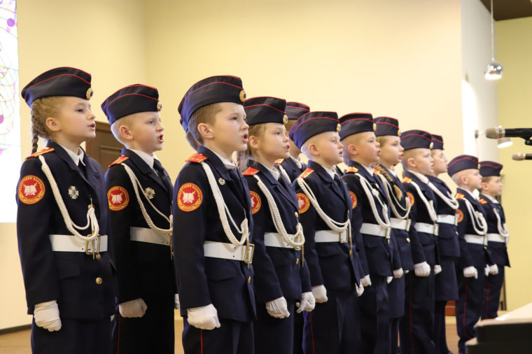 Более 500 юных вологжан стали участниками конкурса вокально-хорового пения. Более 500 юных вологжан стали участниками конкурса вокально-хорового пения.