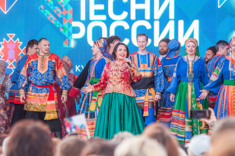Фестиваль «Песни России» привезет в Вологодскую область Надежда Бабкина. Фестиваль «Песни России» привезет в Вологодскую область Надежда Бабкина.